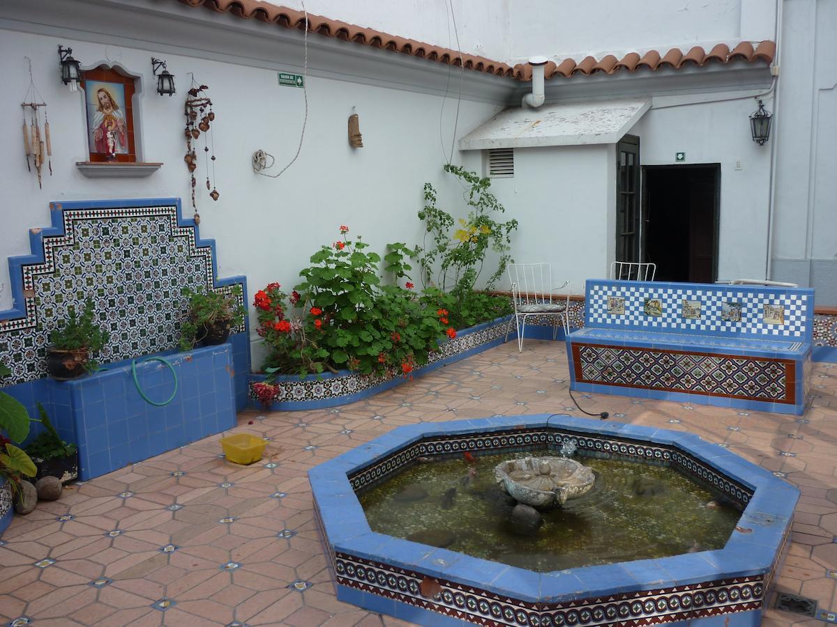 Hotel Zamora Mendoza Bagian luar foto