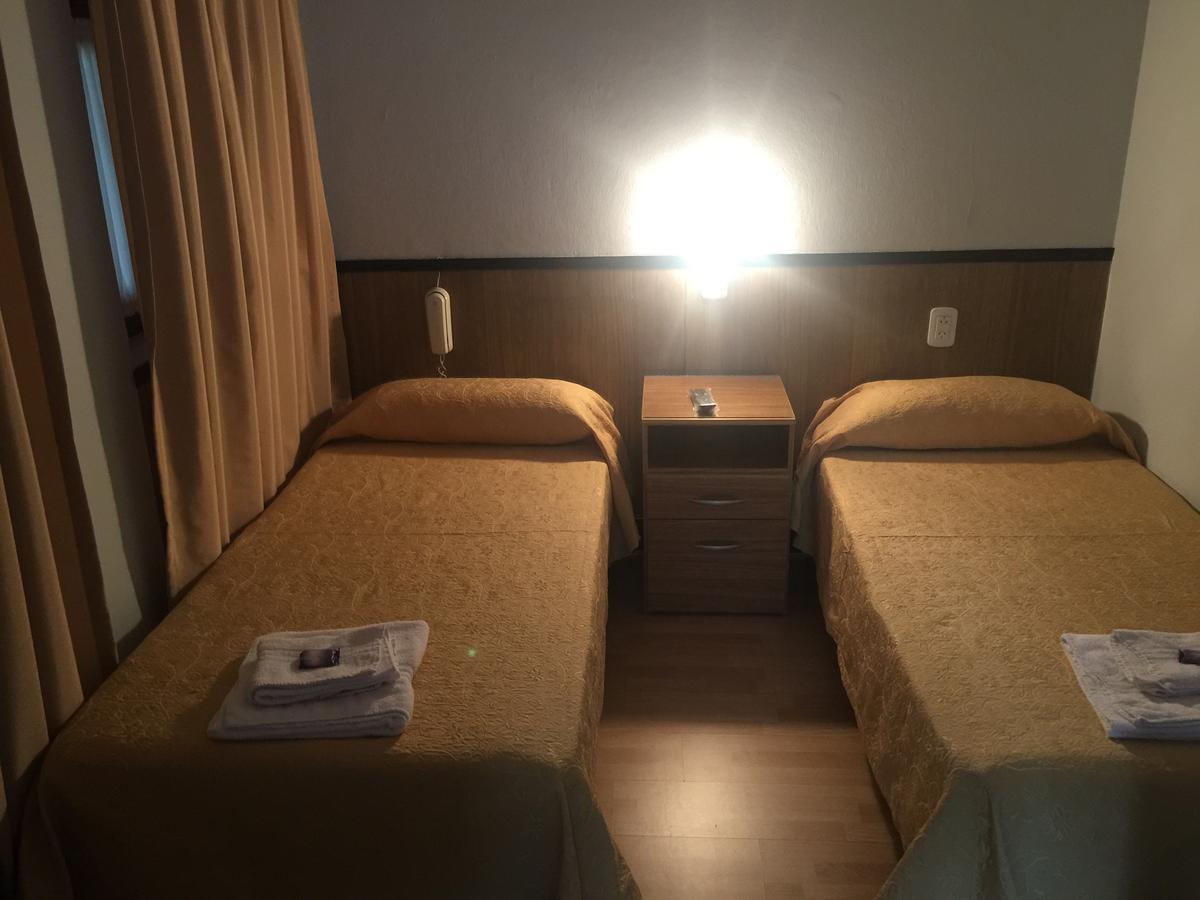 Hotel Zamora Mendoza Bagian luar foto