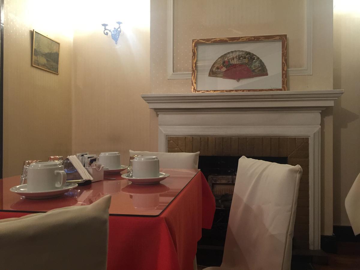 Hotel Zamora Mendoza Bagian luar foto