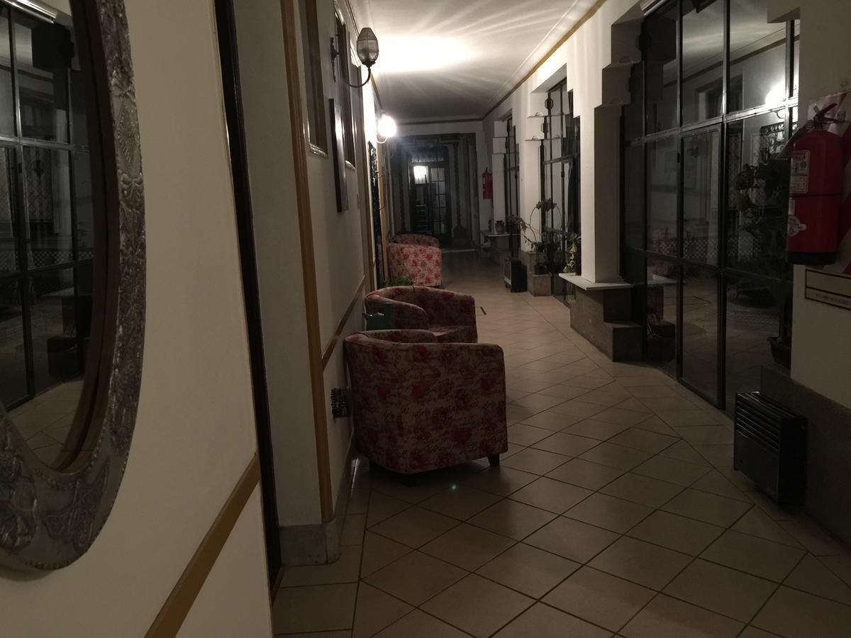 Hotel Zamora Mendoza Bagian luar foto