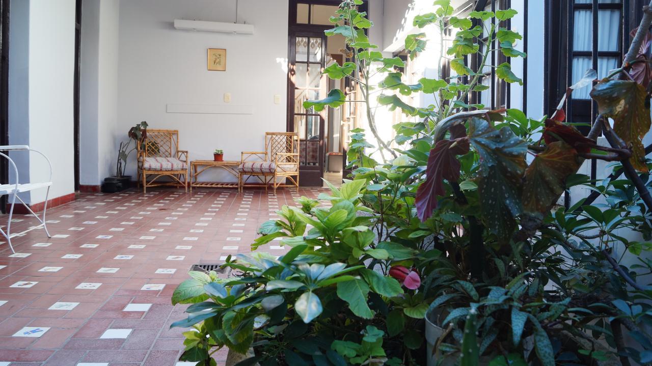 Hotel Zamora Mendoza Bagian luar foto